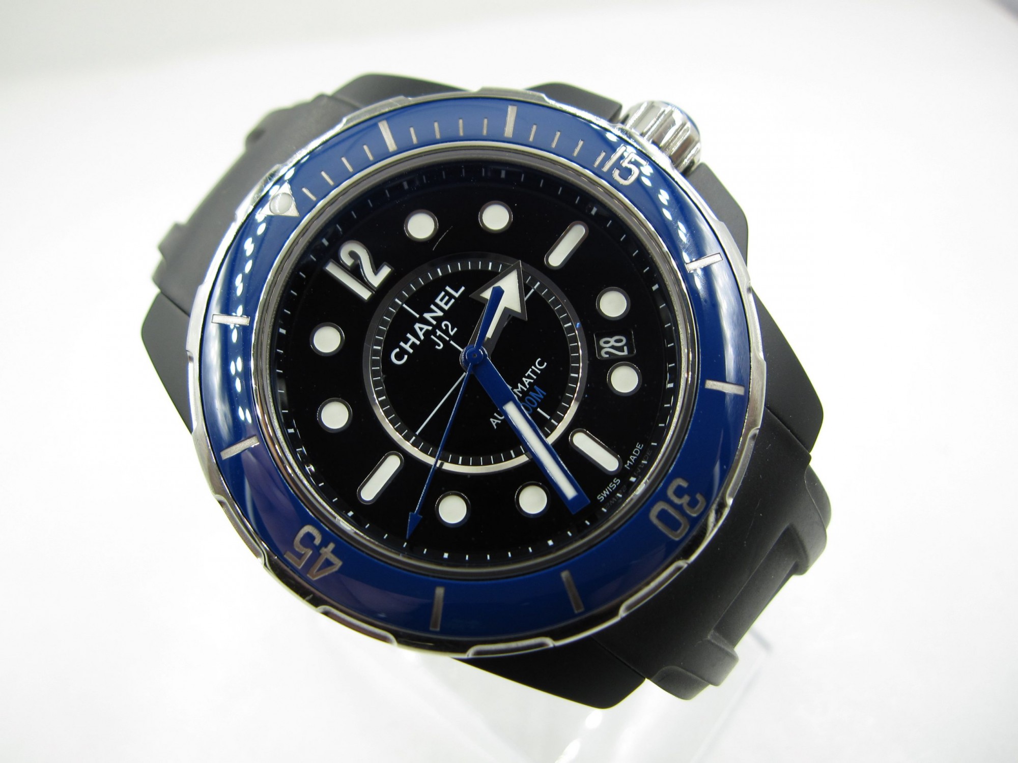 chanel j12 marine 42mm