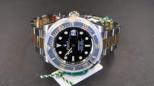 Rolex Submariner Date 116613LN (New Watch)RL-498 (Cash Price)